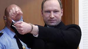 Der täter wurde ein jahr später zu. Anders Breivik Verlangt Sofortige Freilassung