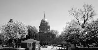 Legislature PasseS PrimarY OFFENSE Seatbelt LAW