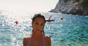La di benedetto ha esordito nel mondo della moda come miss vicenza e miss grand prix veneto. Paola Di Benedetto E Irresistibile Le Foto Mozzafiato Su Instagram Rds 100 Grandi Successi