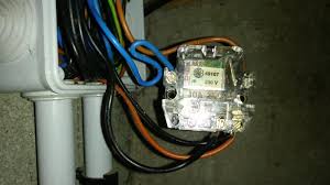 Remplacement Telerupteur Legrand 49107 Par Finder 26 01