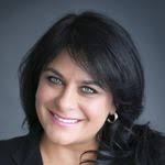 Christina Ezzo's Instagram, Twitter & Facebook