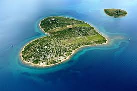 Galesnjak, actually inhabited, has been recalled lovers island. Galesnjak Heart Shaped Island Of Croatia Charismatic Planet Croatia Island Croatia Holiday