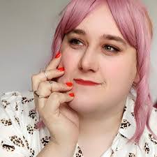 Faiza Abdulkadir's Instagram, Twitter & Facebook