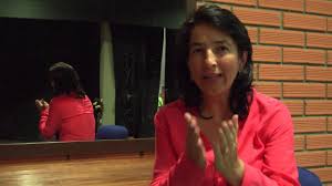 Operador de radio blue 100,7. Luz Maria Sierra Habla Del Futuro De Los Medios Impresos Youtube
