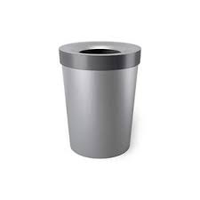 These days you don't have to put up with an ugly white plastic bin in the corner of your kitchen. Umbra Vento Open Top 16 5 Gallon Kitchen Trash Large Garbage Can For Indoor Outdoor Or Commercial Use 16 5 Gallon