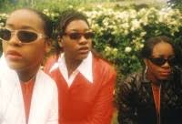 Really Overjoyd: The London-based all girl trio