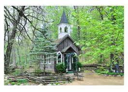 Little Chapel In The Woods Near Waupaca Wi On The Beautiful Crystal River We Were Married Here Chapel In The Woods Country Church Abandoned Churches