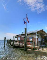 American Fish Company On The Waterfront In Southport Provided The Setting For Ivan S In The Film Safe Haven Southport Southport Nc Southport North Carolina