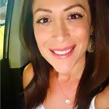 Cosmina Vida's Instagram, Twitter & Facebook