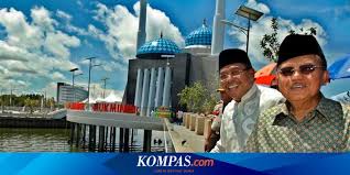 Maybe you would like to learn more about one of these? Pantai Losari Jadi Ikon Sulawesi Selatan