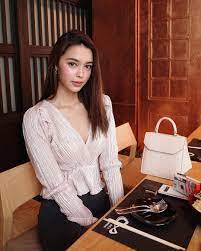Alison grew up in long island with mariah.after the separation of her parents, alison then 11, went to live with her father while mariah continued living with her mother. à¸ª à¸­à¹à¸§à¸§à¸„à¸§à¸²à¸¡à¹€à¸¨à¸£ à¸² à¹à¸žà¸—à¸£ à¹€à¸‹ à¸¢ à¹‚à¸žà¸ªà¸• à¸ªà¸•à¸­à¸£ à¸¡ à¸™ à¸¢ à¸­à¸¢à¸²à¸à¸«à¸¥ à¸šà¸«à¸™ à¸„à¸§à¸²à¸¡à¸—à¸£à¸‡à¸ˆà¸³à¹€à¸¥à¸§à¸£ à¸²à¸¢
