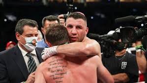 Hafif ağır siklet klasmanında yer alan avni yıldırım, şu ana kadar çıktığı 23 mücadeleden sadece ikisini mağlup olarak tamamlamıştır. Qf Xydfh6fzhpm