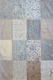 karpet cameo collection multi gustavian blue 8237 vloerkleed louis de poortere blauw tapijt vloerkleed