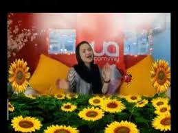 Biji bunga matahari secara teknis adalah buah dari tanaman bunga matahari yang memiliki nama ilmiah helianthus annuus. Siti Nurhaliza Nyanyi Lagu Bunga Matahari Cute Dan Comel Youtube