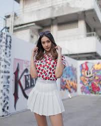 Find the best information and most relevant links on all topics related tothis domain may be for sale! Tampilan Imut Anya Geraldine Dengan Rok Mini Gemes Deh Set Pakaian Rok Mini Mode Wanita