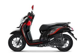 Pada gambar jelas terlihat hanya terjadi perubahan tampilan luar saja. Mau Beli Honda Scoopy 2019 Cek Kelebihan Dan Kekurangannya Oto