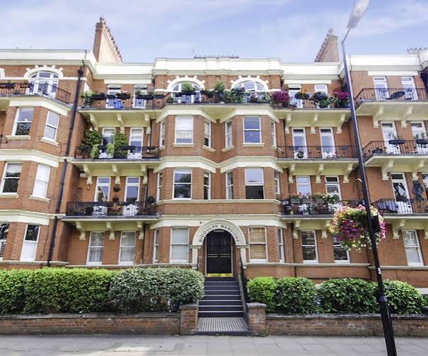Period Conversions and Mansion Blocks