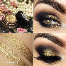 Black And Gold Smokey Eye Makeup Pin By Beauty Tips N Tricks On Paint Me Pretty Gold Eyes Gold Eye Makeup Maybelline Color Tattoo