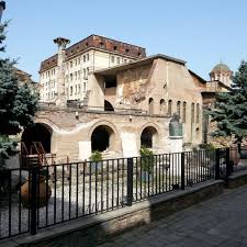 Muzeul curtea veche este cel mai vechi monument medieval din bucureşti. Palatul Voievodal Curtea Veche Posts Facebook