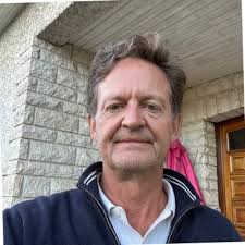 Jennifer Marie-Louise Vanroyen sur LinkedIn : Tous engagés contre la  Covid-19! Je suis chirurgien ophtalmologiste et je…