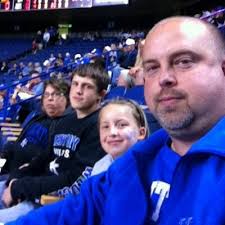 Shane McCall (@versacat)