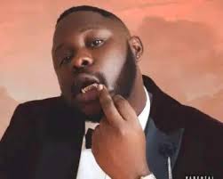 Download MP3: Reggie