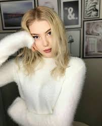 Ceren Yaldiz Guzellik Fotograf Cekimi Uzun Sac Guzellik