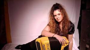 Le gala melodirama ce dimanche le n°5 de la collection galas dansant : L Accordeon Dansant A Gencay