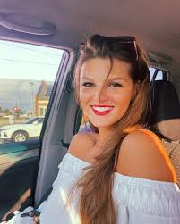 Hali Brown (@halimariebrown) • Instagram photos and videos