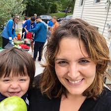 We are transitioning from our Summer Open Mini-Market to our Winter Open  On-Line orders. After our garden has fulfilled it's duty and produced all  it can we have to clean her up