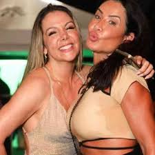 Anitta promove encontro de milhões entre Carla Perez e Sheila Carvalho em  Salvador - Famosos | Entretenimento