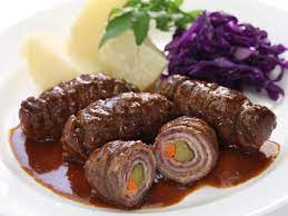 Rinderrouladen Mit Kraftiger Dunkler Sosse Rezept Kochbar De