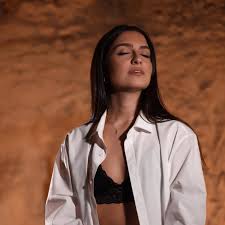 Epitelous - Maria Vardaki & Eleni Mavroudi: Song Lyrics, Music Videos &  Concerts