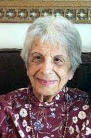 Lenore Mccarthy's Instagram, Twitter & Facebook