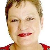 Hume Family Obituaries