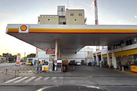 Cierra una histórica estación de servicio tras 32 años: “La situación económica nos obliga a bajar las persianas”