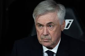 Carlo Ancelotti 𝗗𝗘́𝗠𝗘𝗡𝗧 toute rumeur de mauvaise relation entre  Kylian Mbappé 🇫🇷 et Vinicius 🇧🇷 : « Ce que vous (journalistes) voyez,  je ne le vois pas. 𝗝𝗲 𝘁𝗿𝗼𝘂𝘃𝗲 𝗾𝘂'𝗶𝗹𝘀 𝘀'𝗲𝗻𝘁𝗲𝗻𝗱𝗲𝗻𝘁  𝘁𝗿𝗲̀𝘀