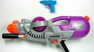 Try to run as fast as you can with out stoping and see who will last the longest. Introduction To How Water Blasters Work Howstuffworks