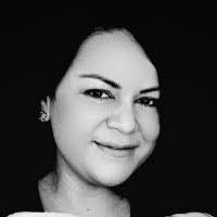 Lana Willard's Instagram, Twitter & Facebook