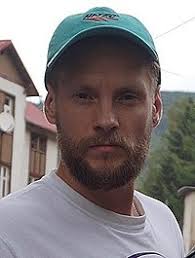 Niebezpieczne kobiety, oglądaliśmy go również w takich hitach, jak kamerdyner, legiony i mowa ptaków, a także w serialu belfer. Sebastian Fabijanski Wikipedia