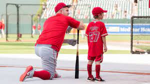 Browse our online application for mlb, nba, nfl, nhl, epl, or mls player contracts, salaries, transactions, and more. The Inside Story Of The Viral 7 Year Old Mike Trout Fan And His Troutfits Abc30 Fresno