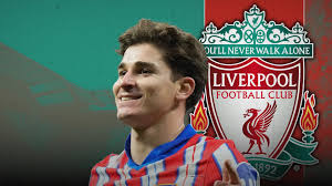Insider shares chances of Julian Alvarez coming to Liverpool - Yahoo Sports