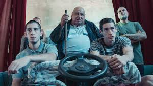 Rodeado por los peores delincuentes y asesinos, pronto comprenderá que sólo escapando puede salvar su vida. El Marginal Sitio Oficial De Netflix
