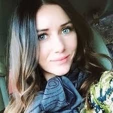 Grace Briggs's Instagram, Twitter & Facebook