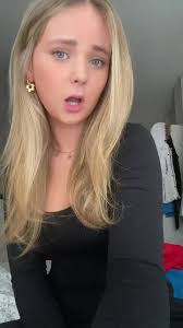 Lily Nolan's Instagram, Twitter & Facebook