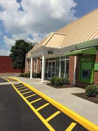 Curbing Painted And Fire Lane Parking Area Maintenance Pavement Repair Knoxville Tn 865 680 9225 Parking Lot Striping Parking Lot Exterior Decor