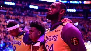 Los angeles lakers superstar lebron james has a bit of time on his hands right now. Kobe Bryant Lakers Pay Tribute With Lebron James Usher Boys Ii Men