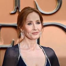 Familiäre Schlammschlacht im Sägemehl