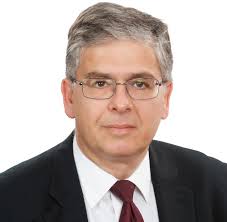 Θα εξεταστούν ζητήματα που αφορούν την προσεχή έναρξη λειτουργίας του γενικού προξενείου βεγγάζης. Pe8ane Se Hlikia 55 Etwn O Dhmosiografos Nikos Zaxariadhs Mononews
