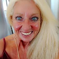 Rescue needed for female cat in Redland area